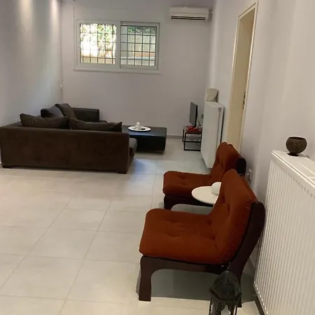 Anna's House *